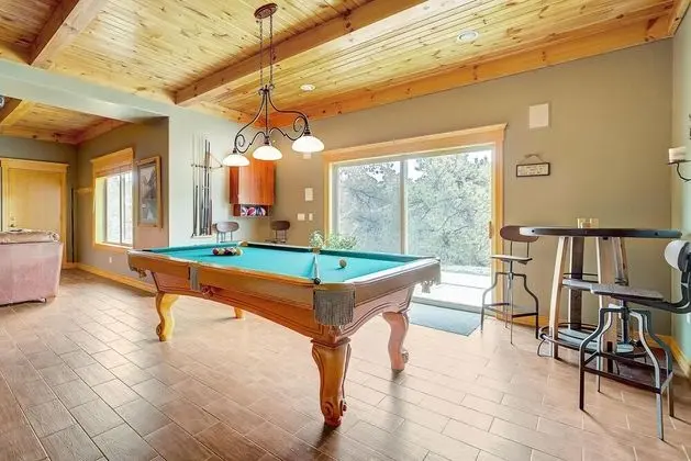 Ev, Birden Çok Yatak (Secluded & Spacious Mountain Getaway)