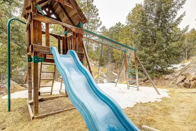 Ev, Birden Çok Yatak (Secluded & Spacious Mountain Getaway)