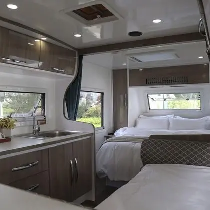 Deluxe Üç Kişilik Oda, Bahçe Manzaralı