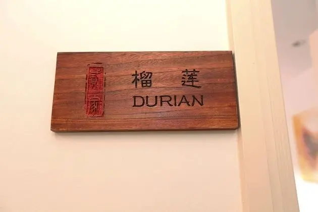 Family Oda (Durian)
