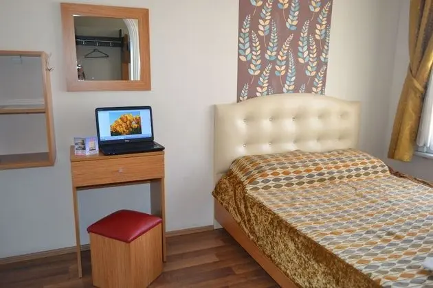 Economy Tek Büyük Yataklı Oda, Ortak Banyo