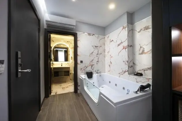 Deluxe Çift Kişilik Oda, Şehir Manzaralı, Jakuzili