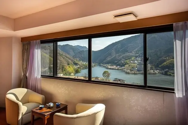 Traditional Oda (Japanese Style)