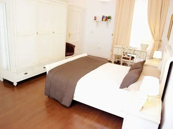 One Bedroom Apartment for 2 people Secret I