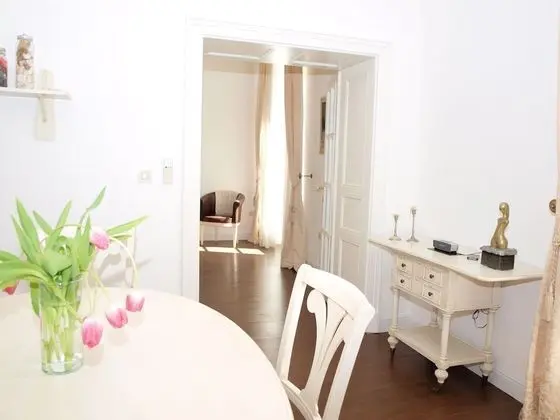 One Bedroom Apartment for 2 people Secret I