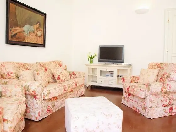 One Bedroom Apartment for 2 people Secret I