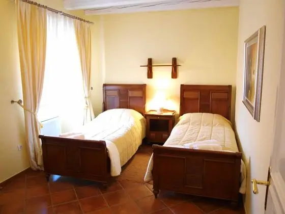 Two Bedroom Apartment for 4 people Secret II