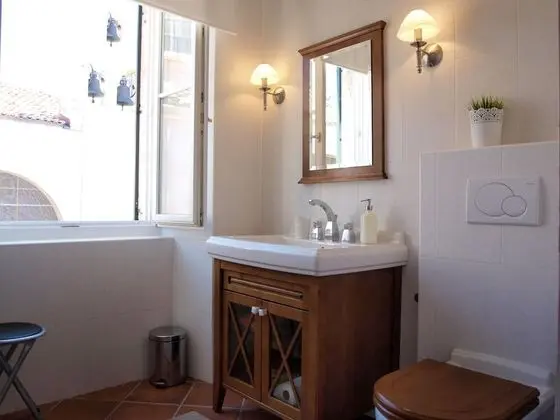 Two Bedroom Apartment for 4 people Secret II