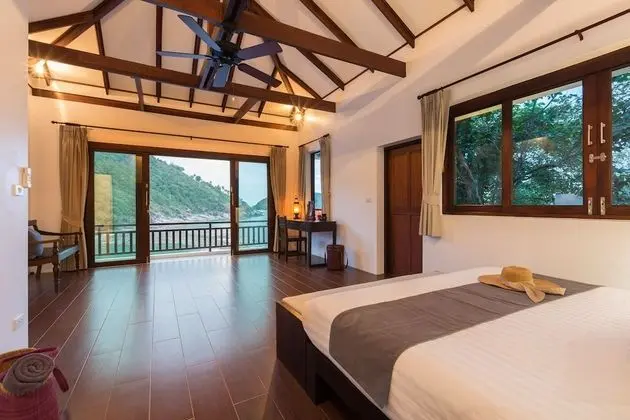 6-Bedroom Villa with Private Pool