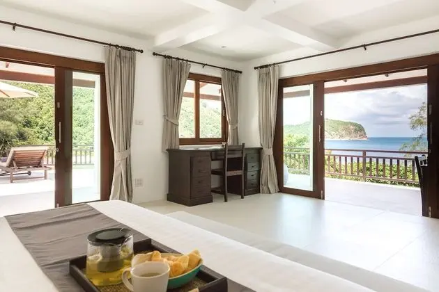 6-Bedroom Villa with Private Pool
