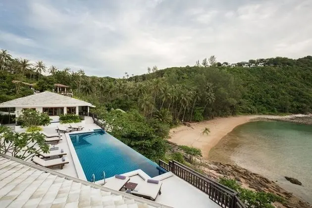 6-Bedroom Villa with Private Pool