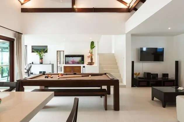 6-Bedroom Villa with Private Pool