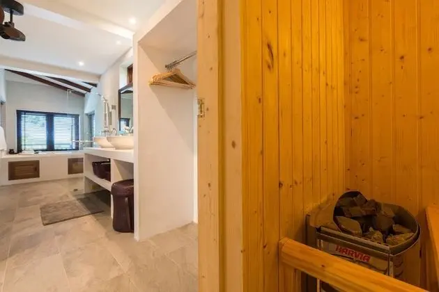 6-Bedroom Villa with Private Pool