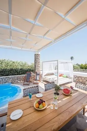 Villa, 2 Yatak Odası, Kişiye Özel Havuzlu (Thirasia)