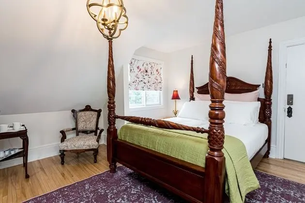Room, 1 Queen Bed (Brandt)