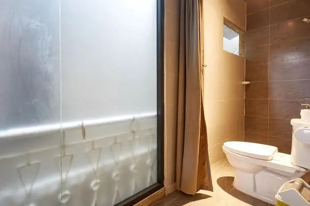 Comfort Dört Kişilik Oda, Özel Banyo