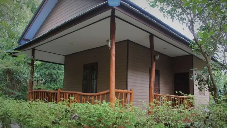 Deluxe Bungalov, 1 Çift Kişilik Yatak, Sigara İçilmez, Havuz Manzaralı