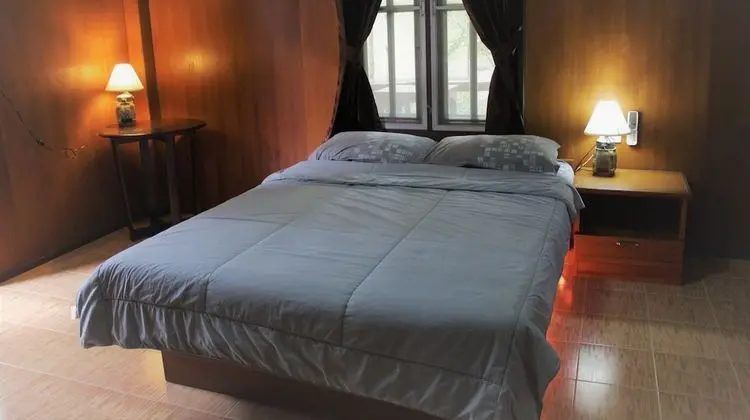 Deluxe Bungalov, 1 Çift Kişilik Yatak, Sigara İçilmez, Havuz Manzaralı
