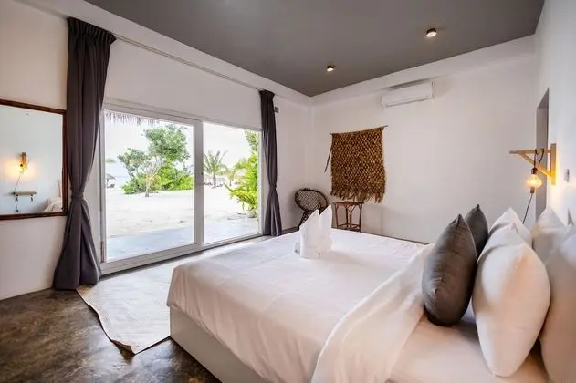 Deluxe Double Beach Front