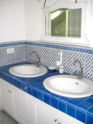 Standard Tek Büyük Yataklı Oda, Banyolu/Duşlu