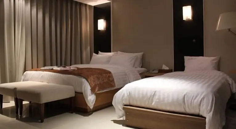Deluxe Twin Room (On-site payment: 20,000KRW for more than 2 people/Pets allowed max 5kg, 20,000KRW)