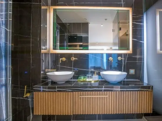 Executive One-Bedroom Suite SV