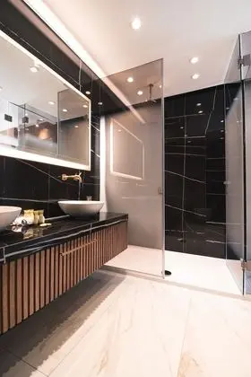Executive One-Bedroom Suite SV