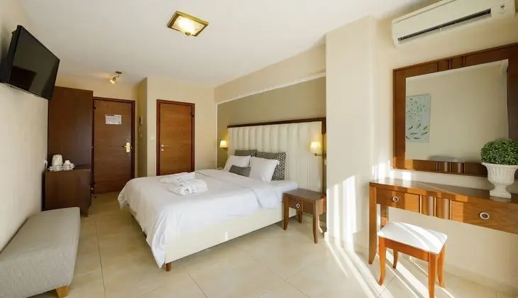 Superior Double Room Partial SV