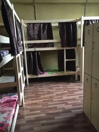 Ortak Ranzalı Oda, Karma Ranzalı Oda (Bed in 14-Bed Mixed Dormitory)
