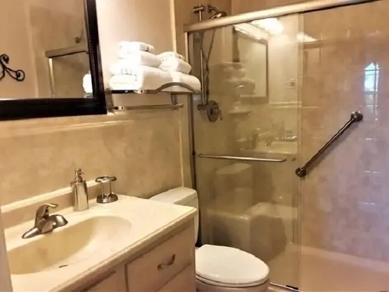Standard Oda, 1 Büyük (Queen) Boy Yatak, Özel Banyo, Şehir Manzaralı (Chayil)