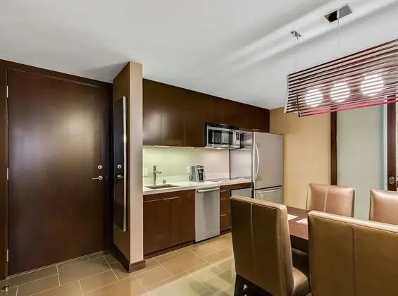 Executive Süit, 1 En Büyük (King) Boy Yatak ve Çekyat, Sigara İçilmez, Göl Manzaralı