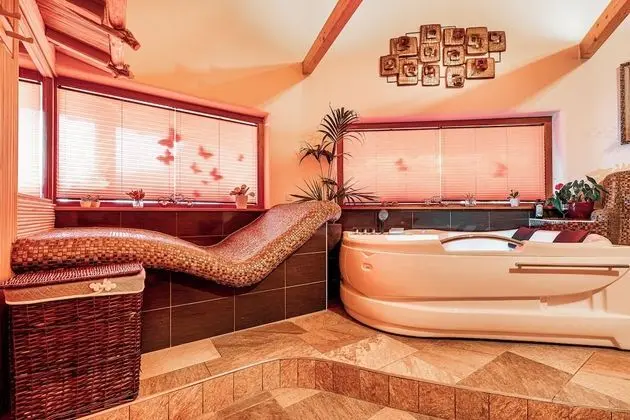 Family Ev, 2 Çift Kişilik Yatak, Bahçeli (Secret Wellness Pool Sauna and)