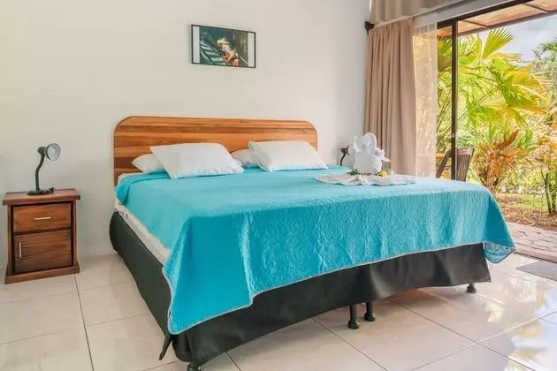 Superior Oda (1 King Bed)