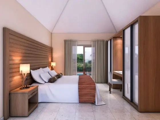 Preferred Club Junior Suite Pool View King