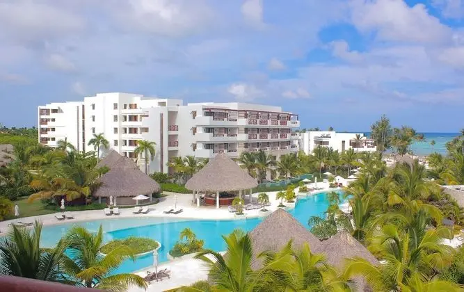 Junior Suite Pool View Double