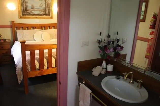 Maids Suite