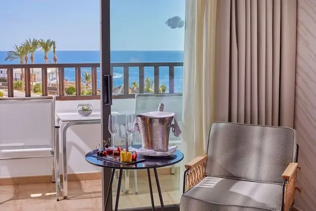 Standard Tek Büyük Yataklı Oda, Balkon, Okyanus Manzaralı