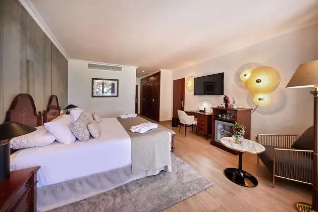 Deluxe Tek Büyük Yataklı Oda, Deniz Manzaralı