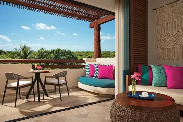 Junior Suite Tropical View Double
