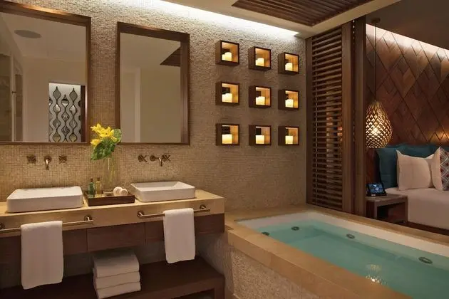 Junior Suite Tropical View Double