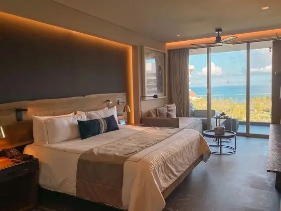 Junior Suite King Ocean View