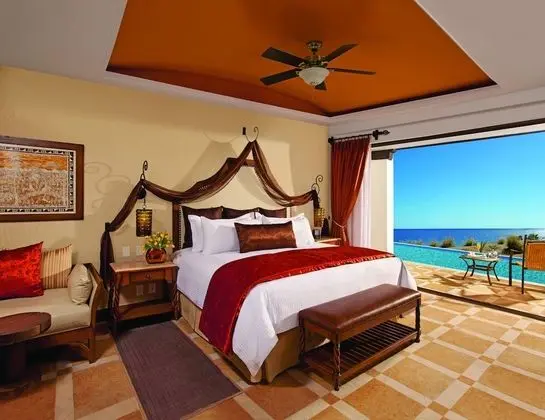 Junior Suite Ocean View King