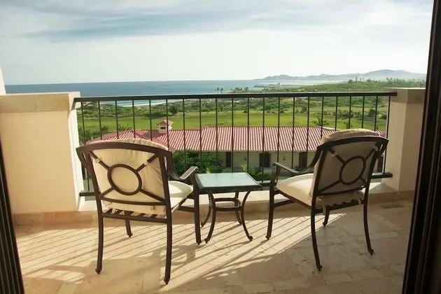 Junior Suite Ocean View King
