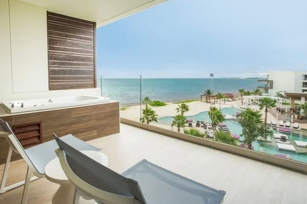 Preferred Club Junior Suite Ocean View Double