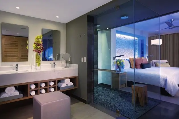 Preferred Club Junior Suite Ocean View Double