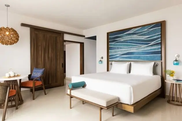 Club Master Suite