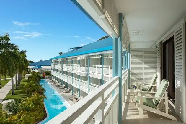 Junior Suite Garden View King