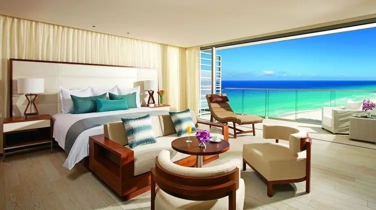 Junior Suite Ocean View King