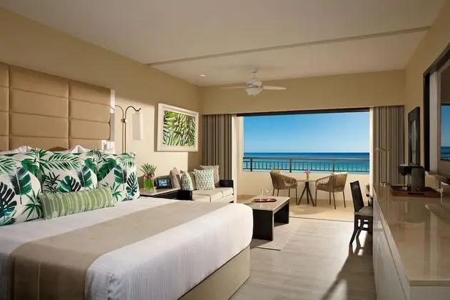 Junior Suite Ocean View King