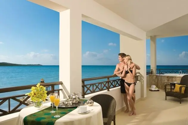 Preferred Club Junior Suite Ocean View King